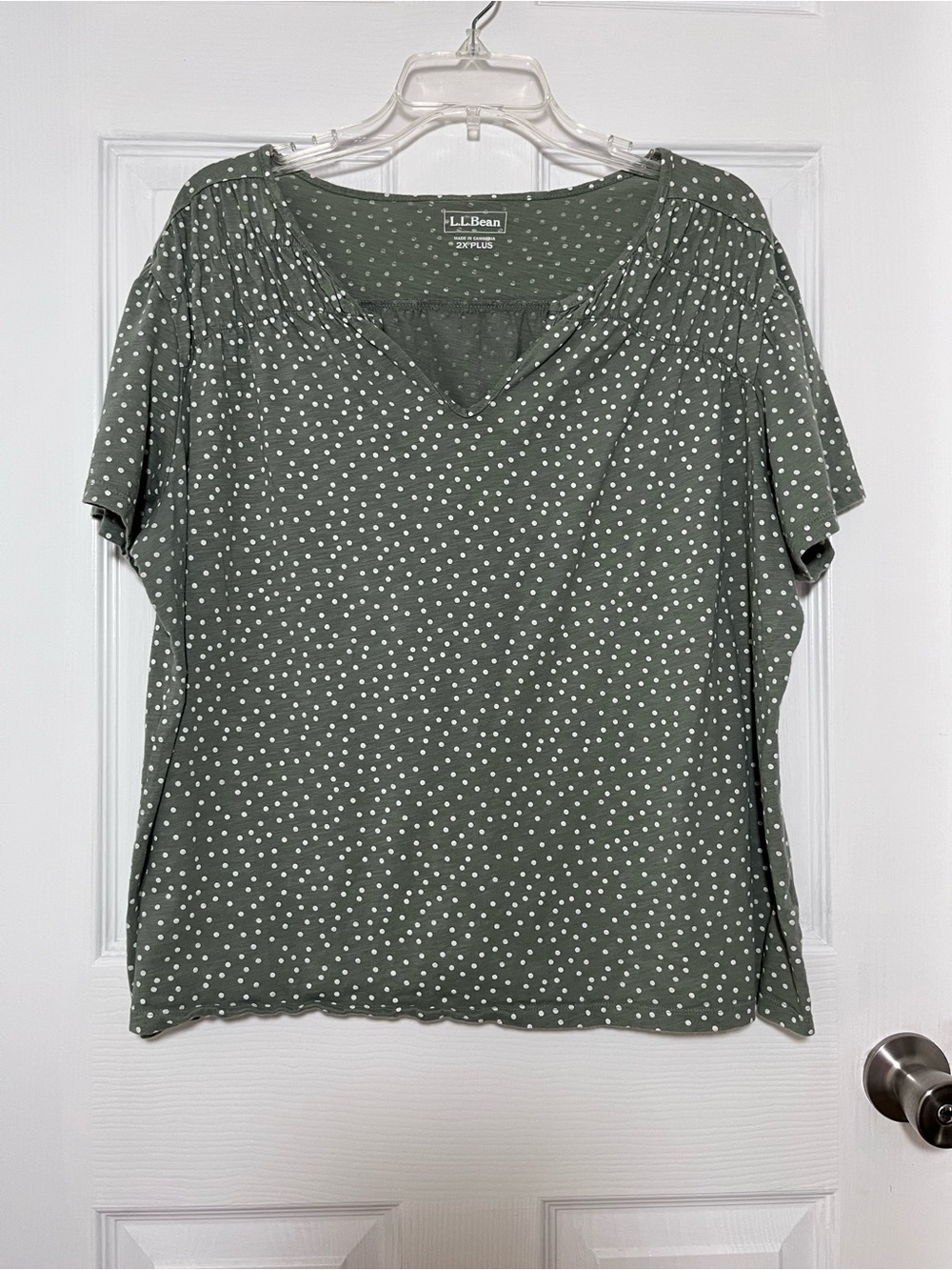 L.L. Bean Olive Green Polka Dot Split V-Neck Short Sleeve Top